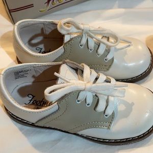 Footmates saddle shoes
